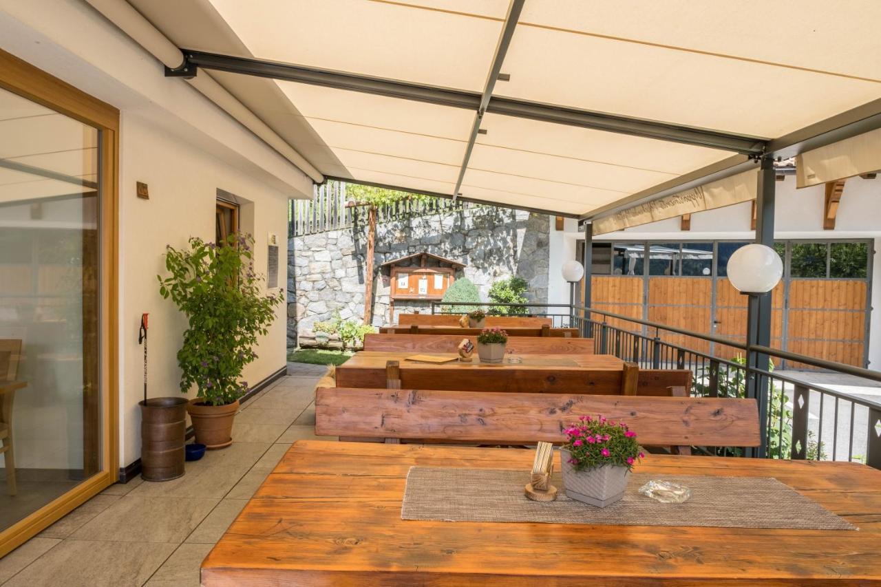 Apartamento Hofschenke Pfeiftal - Bergblick San Martino in Passiria Exterior foto